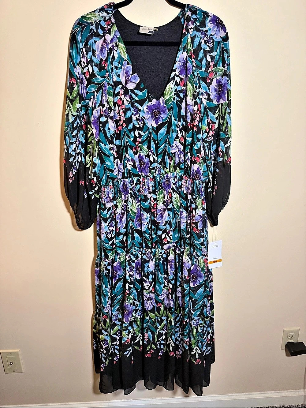 Moda Tara Floral Printed V-Neck Long Sleeve Chiffon Maxi Dress Black & Blue 16W
